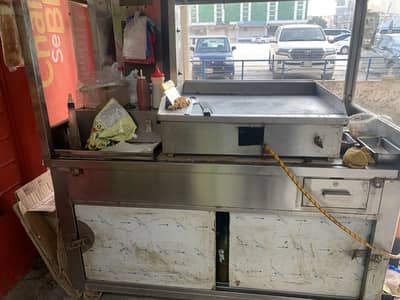 Shawarma &burger counter