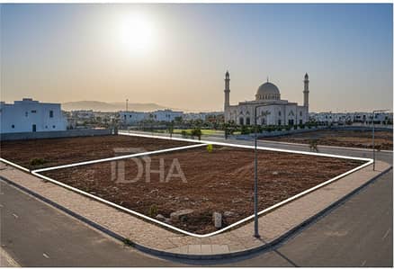 Ultra Exclusive 1000 Yards Plot Beach Street-03, Phase VIII | Best Price Deal