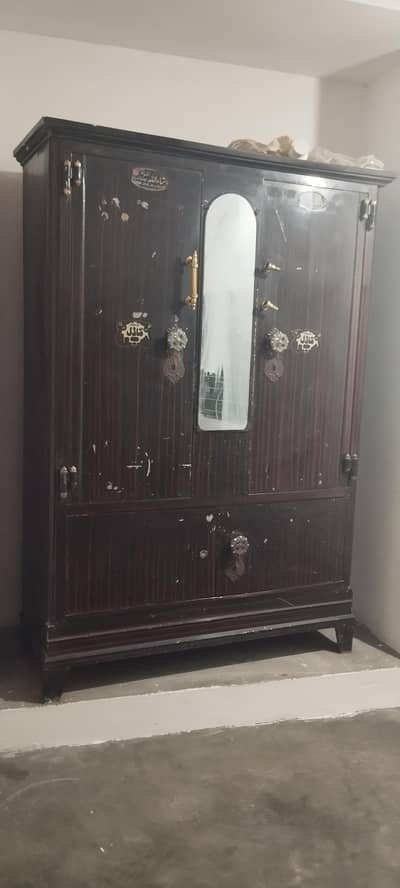 Steel Almari for Sale