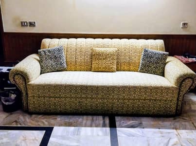 5 Seater Sofa Set Excellent Condition
