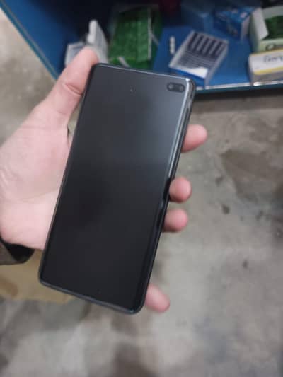 34000samsung s10 plus  512gb