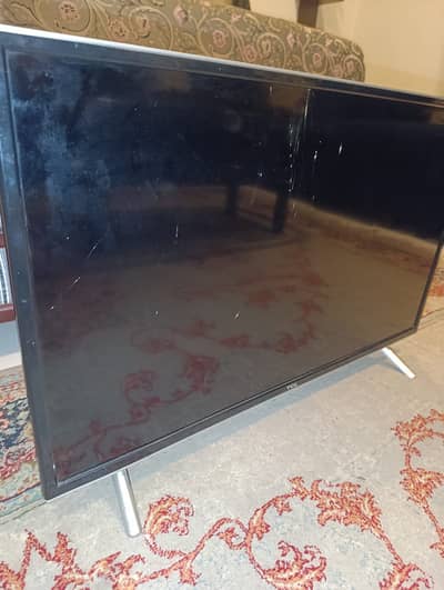 TCL LED SMART TV 32 inch