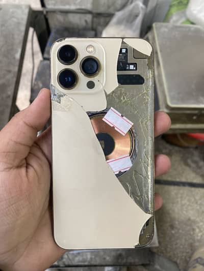 iPhone 13 Pro Max – 256GB (Factory Unlocked)