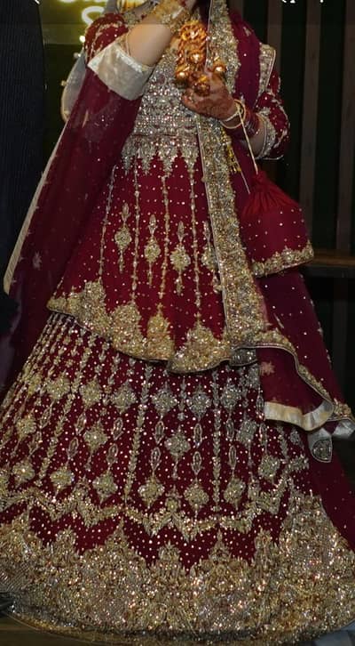 Bridal lehnga (ready to wear)
