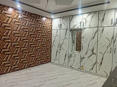 3 MARLA RENOVATED HOUSE FOR SALE IN ZEENAT BLOCK ALLAMA IQBAL TOWN