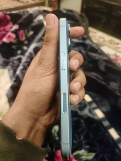 iPhone 16 teal green non pta jv