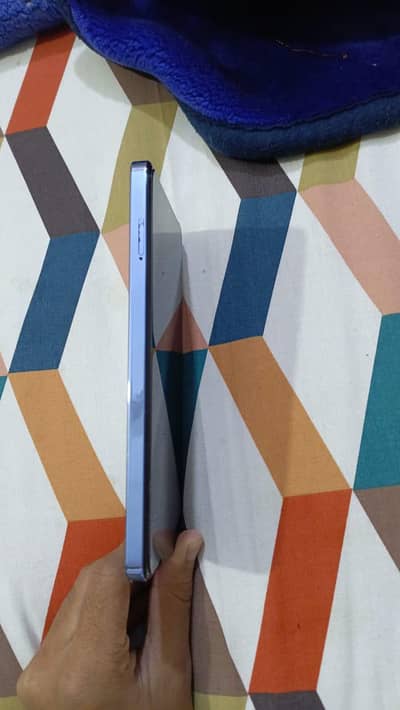 I want to sale my tecno camon 20 like brand new