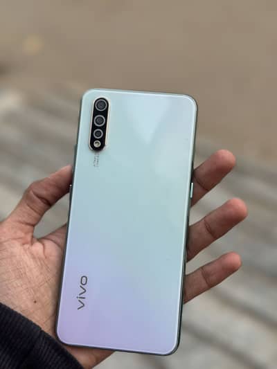 Vivo S1