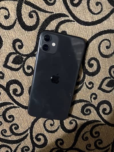 Iphone 11, 128gb 82% battery health