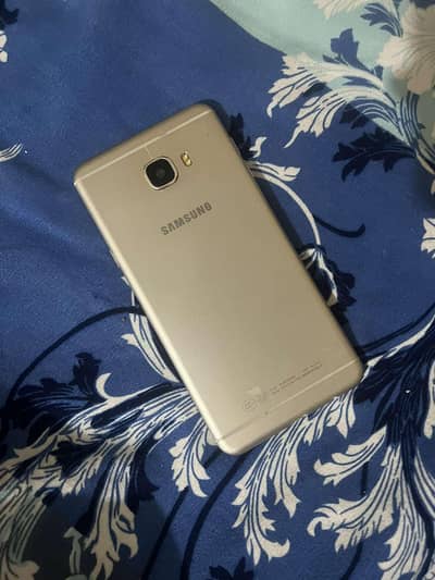 Samsung C7