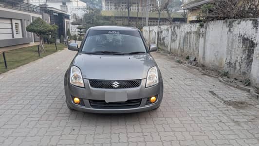 Suzuki Swift DLX ABS 2011