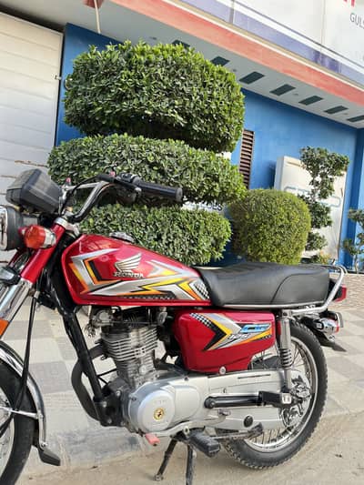 Honda 125 2025 model condition 10/10