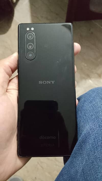Sony Experia 5 non pta