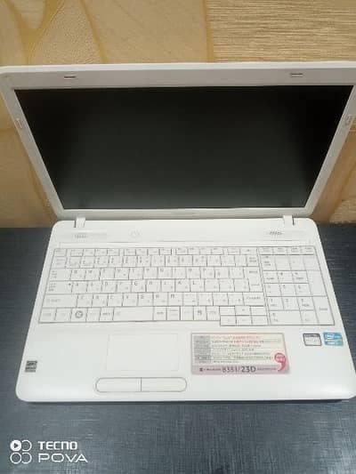 Toshiba dynabook B351/23d