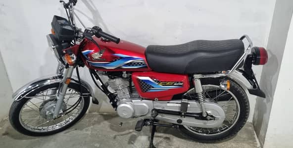 Totally Genuine Honda CG 125 2024 Model just 20K driven inside lahore