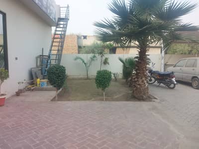 3.5Marla Furnished Space available near Buch Villas