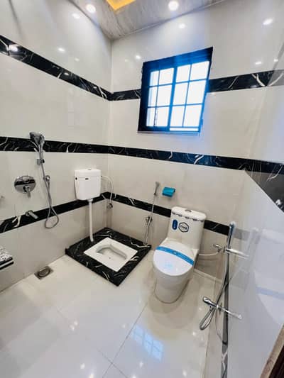 5marla upper portion available for rent in jubilee town Lahore