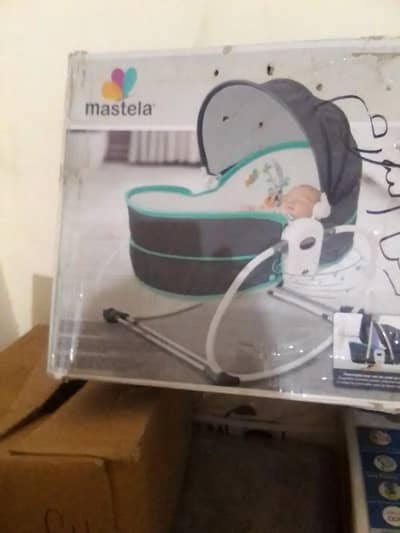 Cot Bassinet Rocker Mastela 5 in 1
