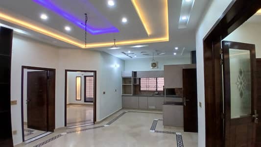 10 Marla Brand New Upper Portion In LDA Avenue 1