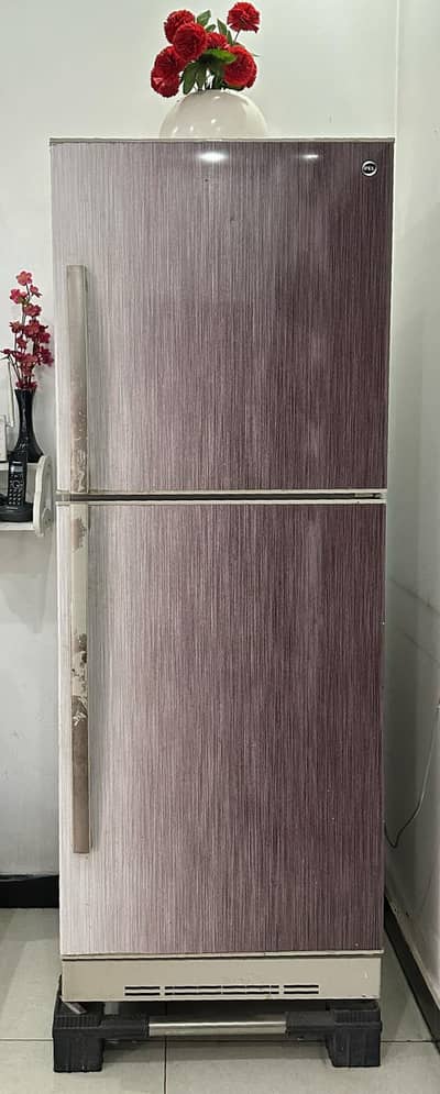 PEL refrigerator in excellent condition