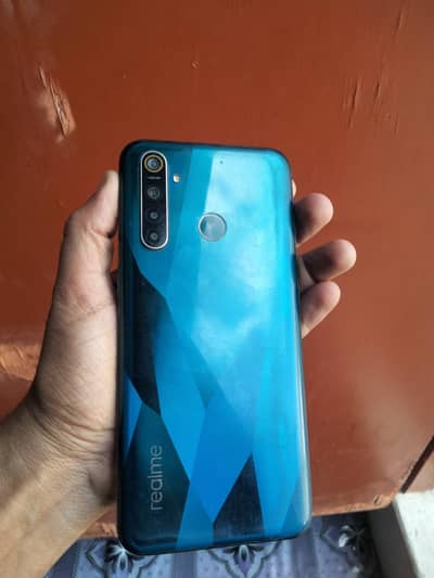 Realme 5 pro 8/128 approved