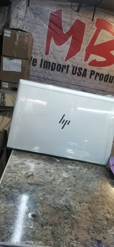 Hp elitebook 835 g7 Ryzen 5 8/256 half gb graphic card 10/8