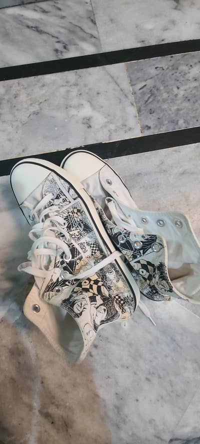 Converse shoes
