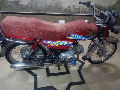 Honda CD 70 Bike For sale . Genuine Condition 100%
