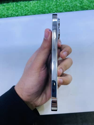 Iphone 14 pro factory unlock