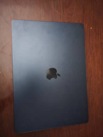 MacBook Air M2 2023