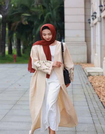 beige color abaya with white inner