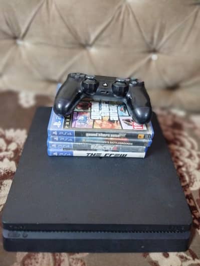PLAYSTATION 4 SLIM WITH 4 DISC PS5 XBOX COMPUTER LAPTOP