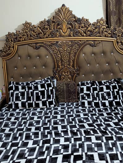 King bed set with side Tables and Dressing