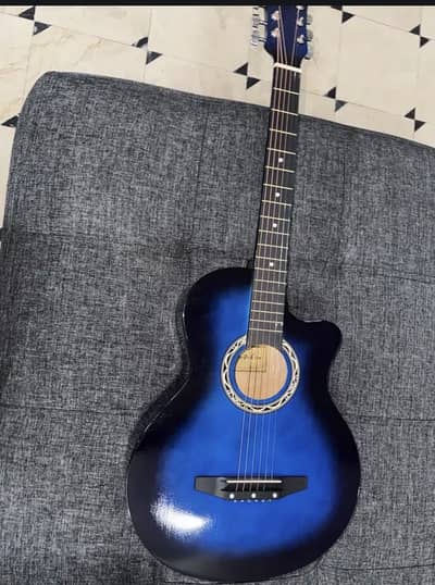 Olive Acoustic Guitar / Guitar / Guitar for sale