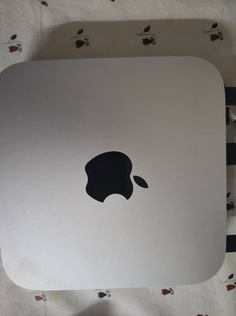 Mac mini M2 0