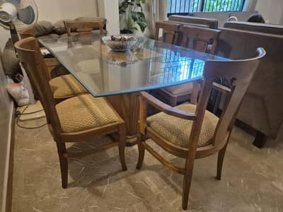 Dining Table Almost Unused