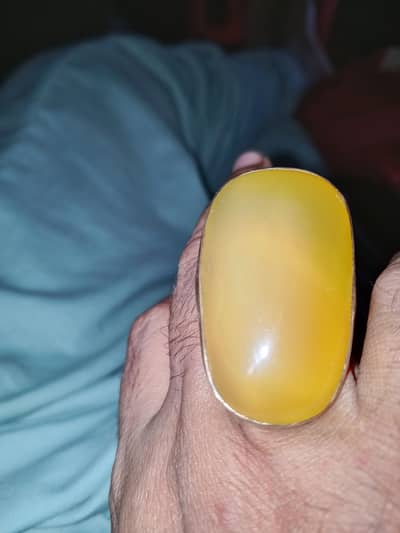 zard aqeeq chandi ring