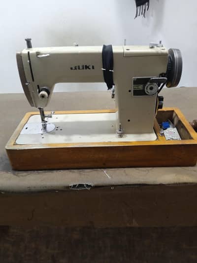 sewing machine  TL 72