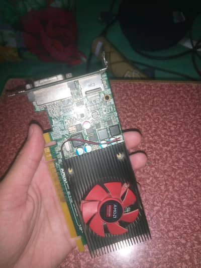 AMD RADEON R5 430 2GB DDR5 64Bit