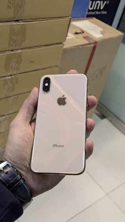 IPHONE XS GOLED NON PTA FACTORY UNLOCKED LLA MODEL
