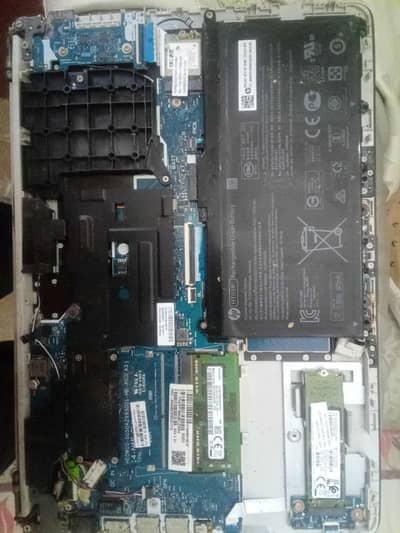 Hp laptop - power On, No Display not working - For parts / Repair