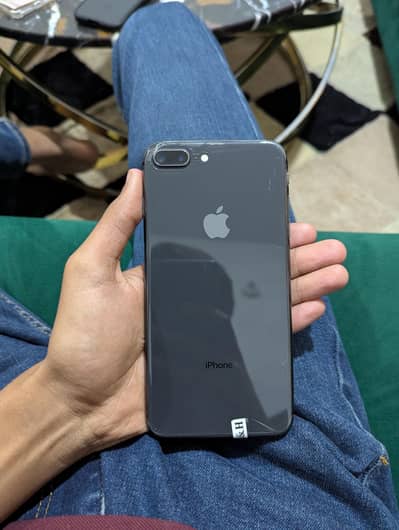 Iam selling my iphone 8 plus