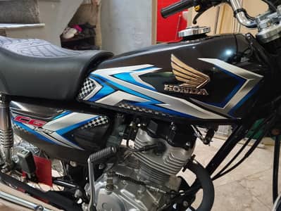 brand new honda 125 1200km used