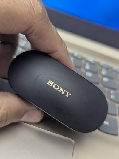Sony WF-1000 XM4 Earbuds. Industry leading Noise Cancellation