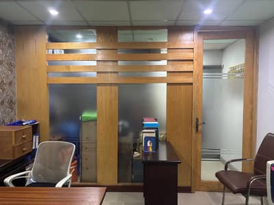 Mahogany wood office partitioning