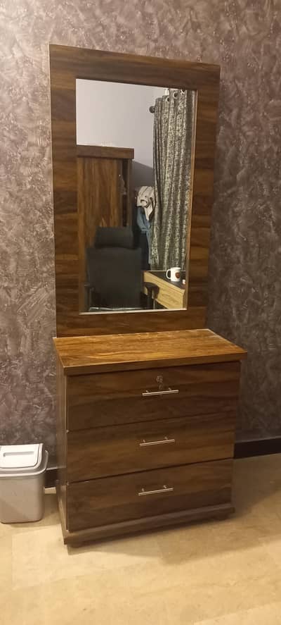 Wooden Dressing Table