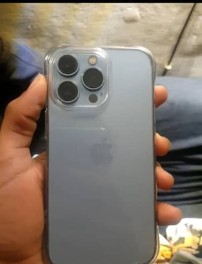 Iphone 13 pro factory unlock.