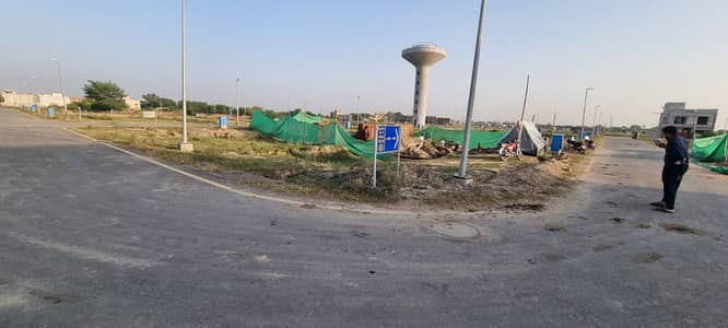 5 Marla Corner Plot for Sale Open Form D1 Block, Bahria Orchard Phase 2