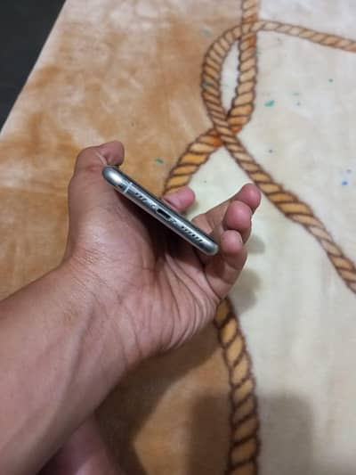 iphone 11 pro official PTA