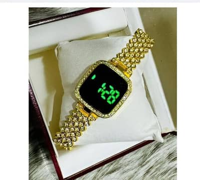 stylis woman watch display